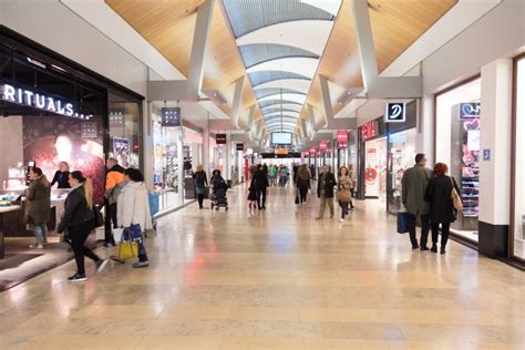 rotterdam alexandrium winkel.